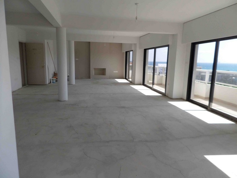 For Sale: Apartment (Penthouse) in Germasoyia Tourist Area, Limassol  | Key Realtor Cyprus