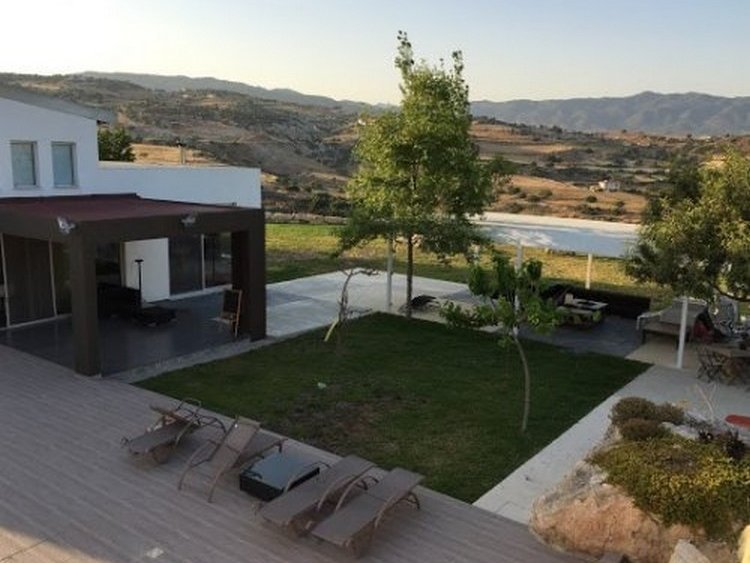 For Sale: House (Detached) in Parekklisia, Limassol  | Key Realtor Cyprus