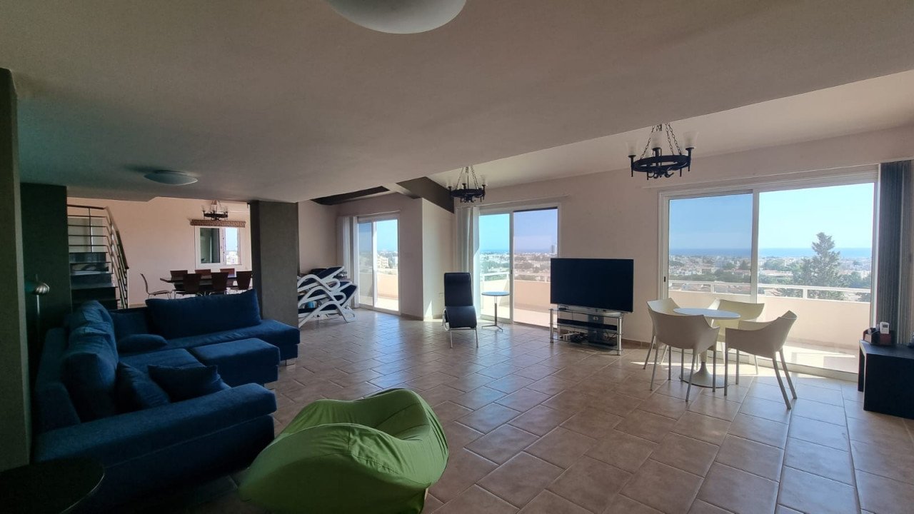 Property for Rent: Apartment (Penthouse) in Exo Vrisi, Paphos for Rent | Key Realtor Cyprus