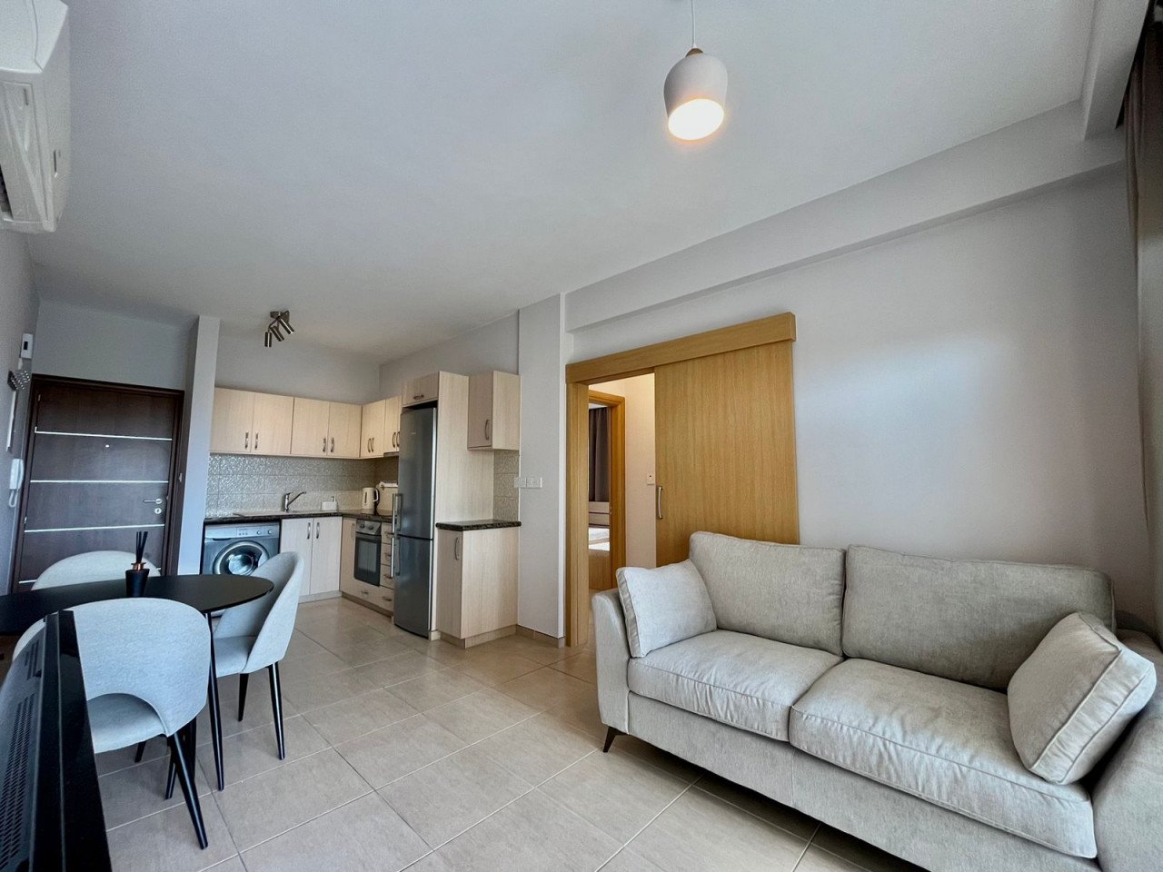 Property for Rent: Apartment (Flat) in Park Lane Area, Limassol for Rent | Key Realtor Cyprus
