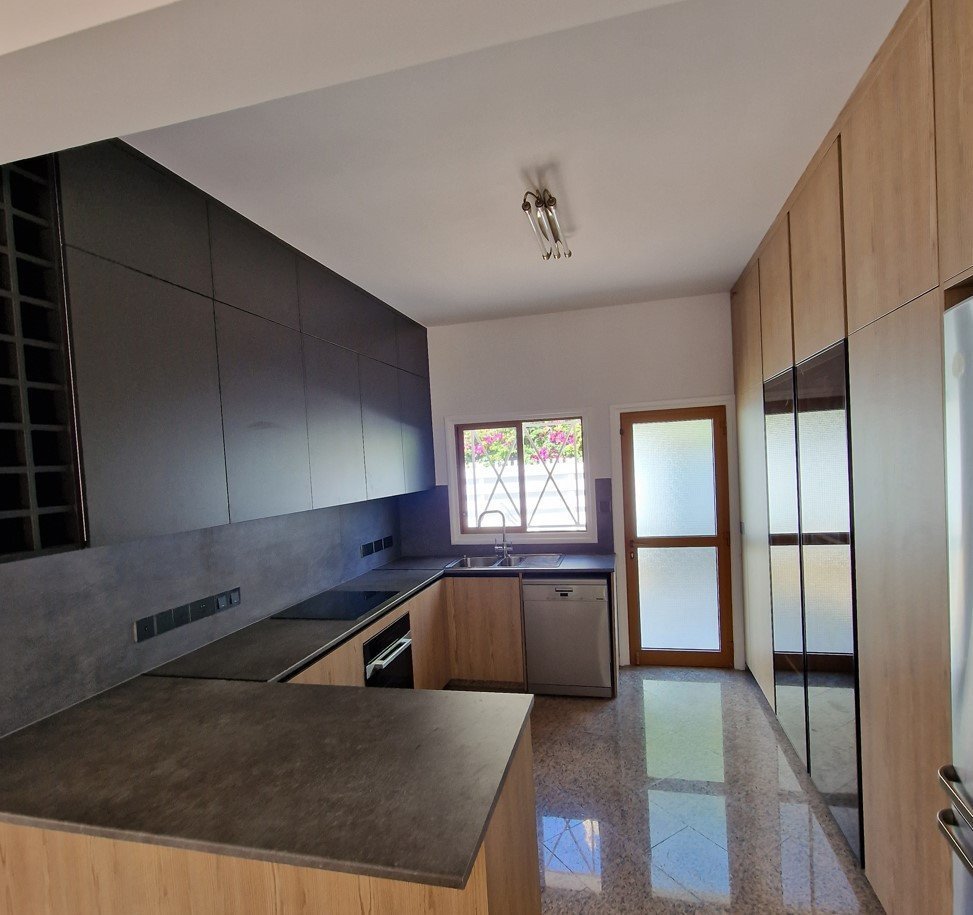 Property for Rent: House (Detached) in Park Lane Area, Limassol for Rent | Key Realtor Cyprus