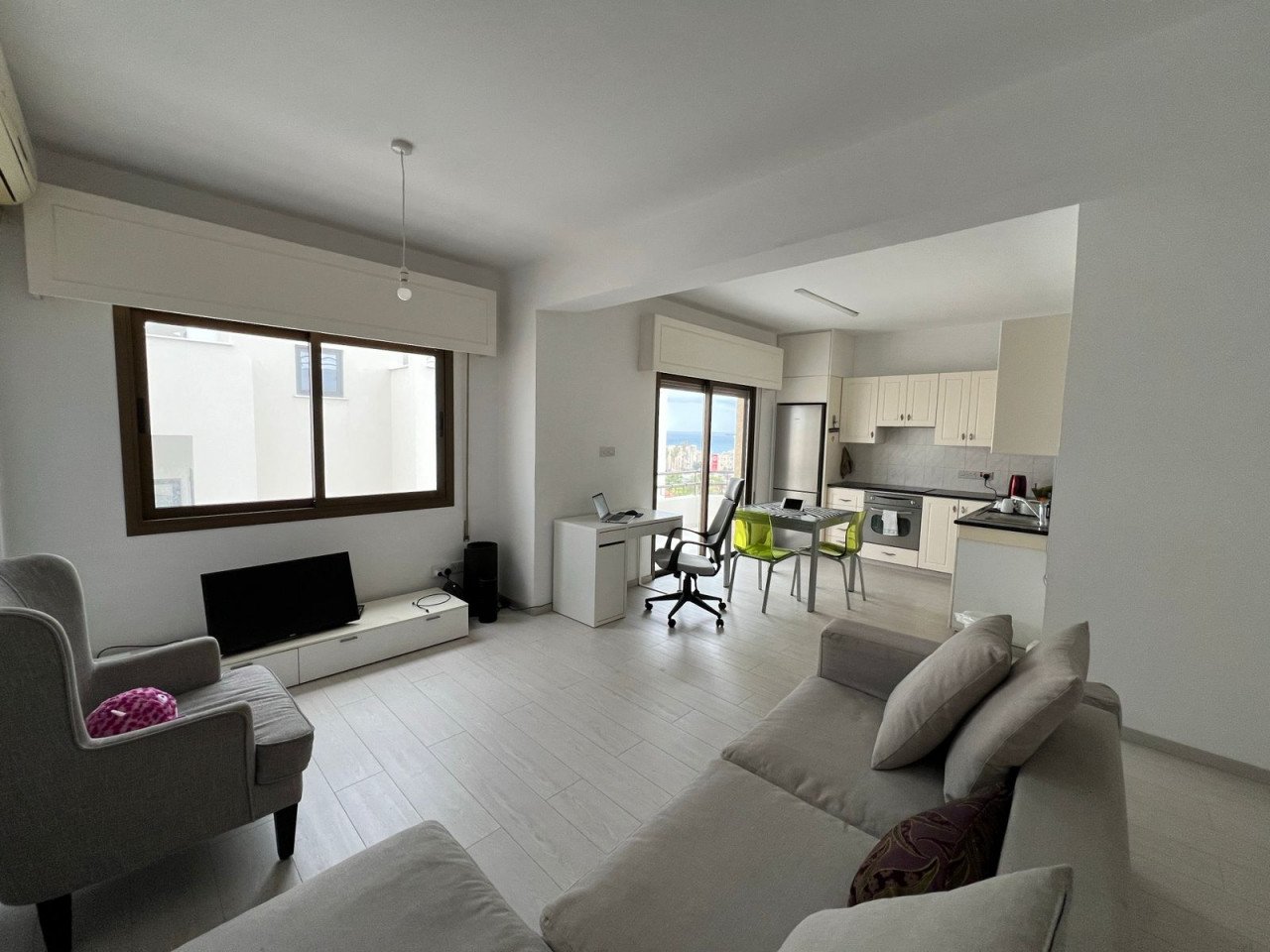 Property for Rent: Apartment (Flat) in Agios Tychonas, Limassol for Rent | Key Realtor Cyprus