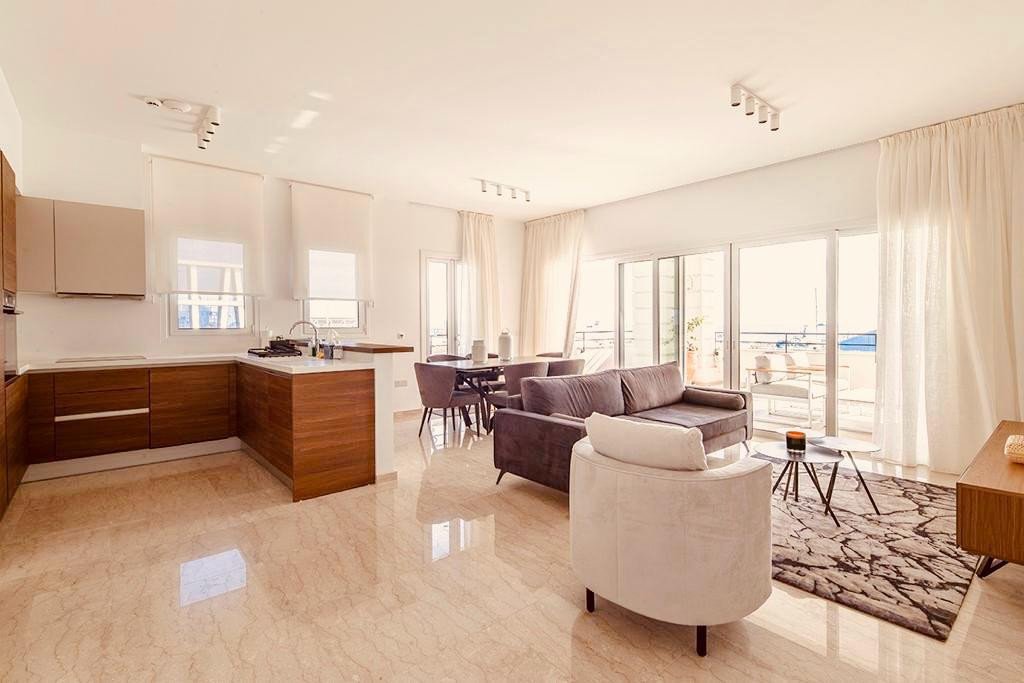 Property for Rent: Apartment (Flat) in Limassol Marina Area, Limassol for Rent | Key Realtor Cyprus