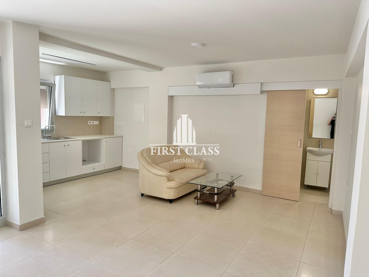 Property for Rent: Apartment (Studio) in City Center, Nicosia for Rent | Key Realtor Cyprus