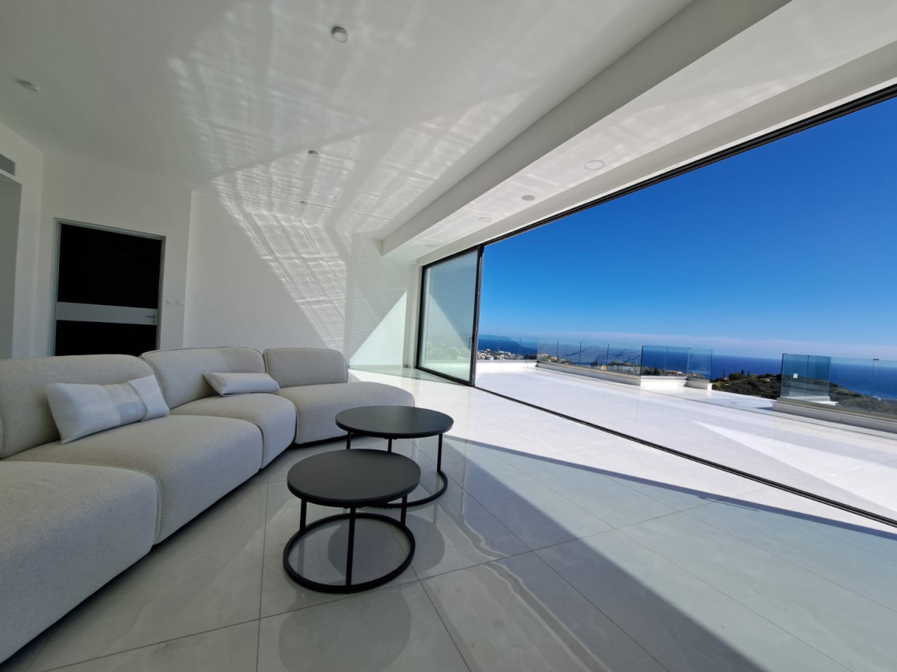 Property for Rent: House (Detached) in Agios Tychonas, Limassol for Rent | Key Realtor Cyprus