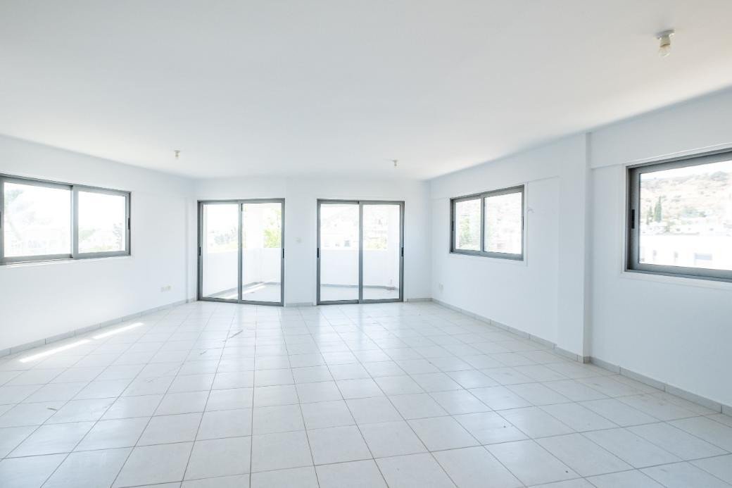 Property for Sale: Investment (Commercial) in Oroklini, Larnaca | Key Realtor Cyprus