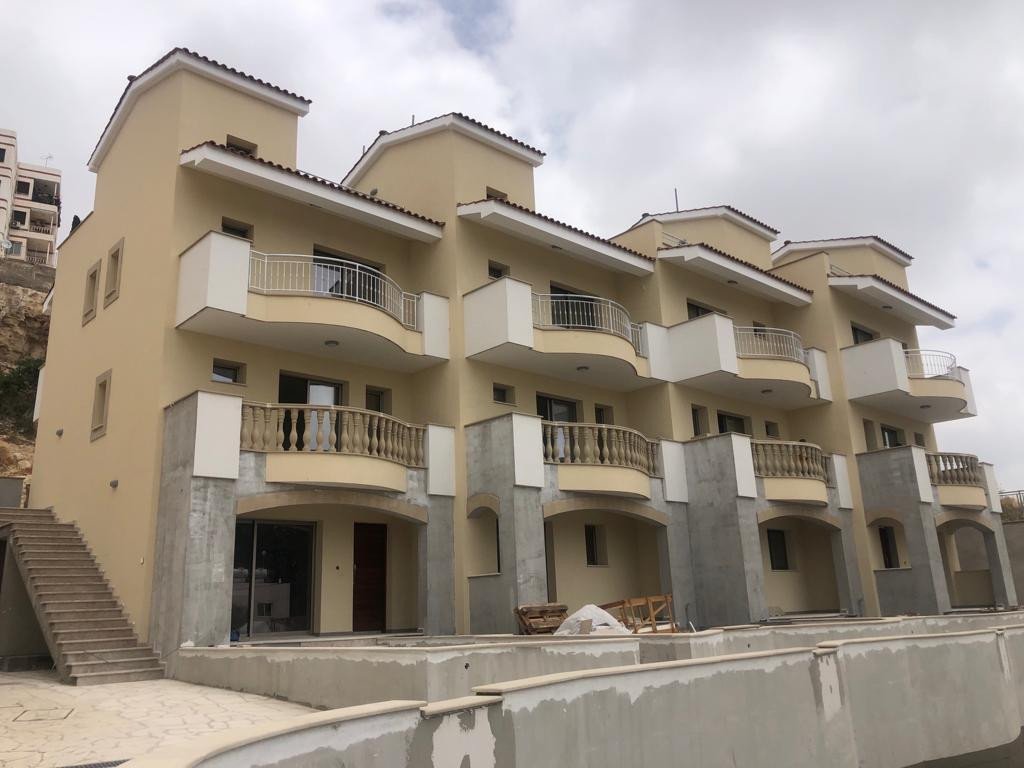 Property for Sale: House (Maisonette) in Universal, Paphos | Key Realtor Cyprus